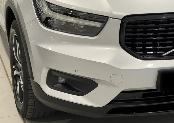 Volvo XC 40 cena 119900 przebieg: 151000, rok produkcji 2019 z Dobrzyń nad Wisłą małe 211
